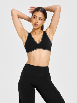 SOFTMOTION CONTRAST SCOOP BACK BRALETTE WITH WHITE LOGO