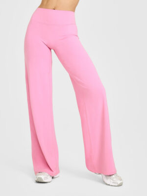 SOFTMOTION STRAIGHT LEG BOTTOMS WITH WHITE LOGO