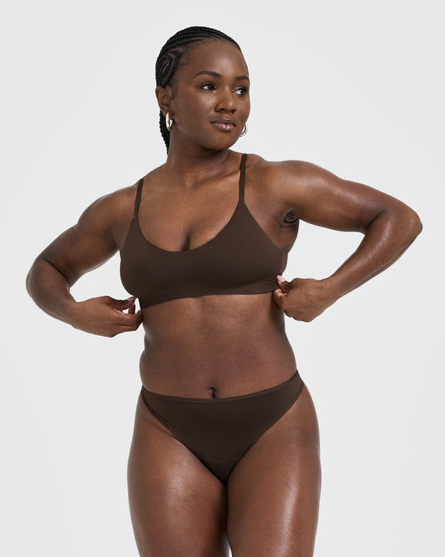 240509_SILHOUETTE_BRALETTE_NUDE5_PDP_01_566b4987-9ce6-4869-9473-9d3414e4d424_650x.jpg