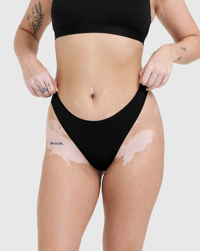 240509_SILHOUETTE_THONG_BLACK_PDP_01_650x.jpg