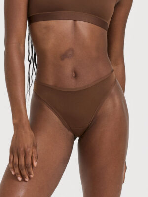 SILHOUETTE THONG