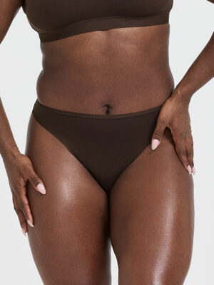SILHOUETTE THONG