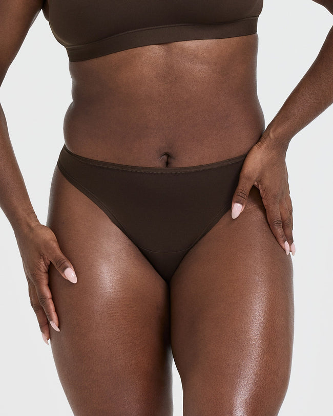 240509_SILHOUETTE_THONG_NUDE5_PDP_01_30d0e815-4a64-42ee-bcfe-e357f0bc75cf_650x.jpg