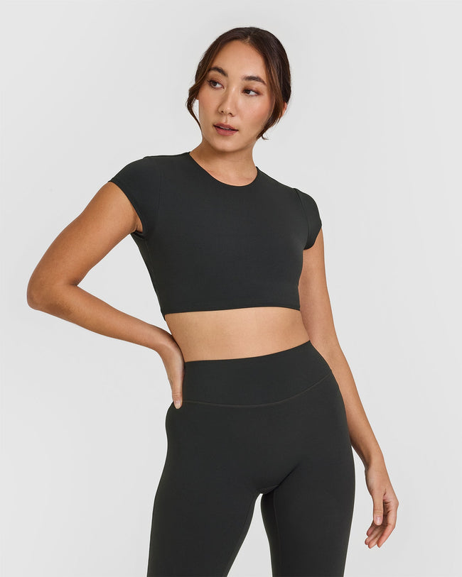 240924_SOFTMOTION_SHORT_SLEEVE_CROP_TOP_SOFTBLACK_PDP_1440x1800_01_650x.jpg