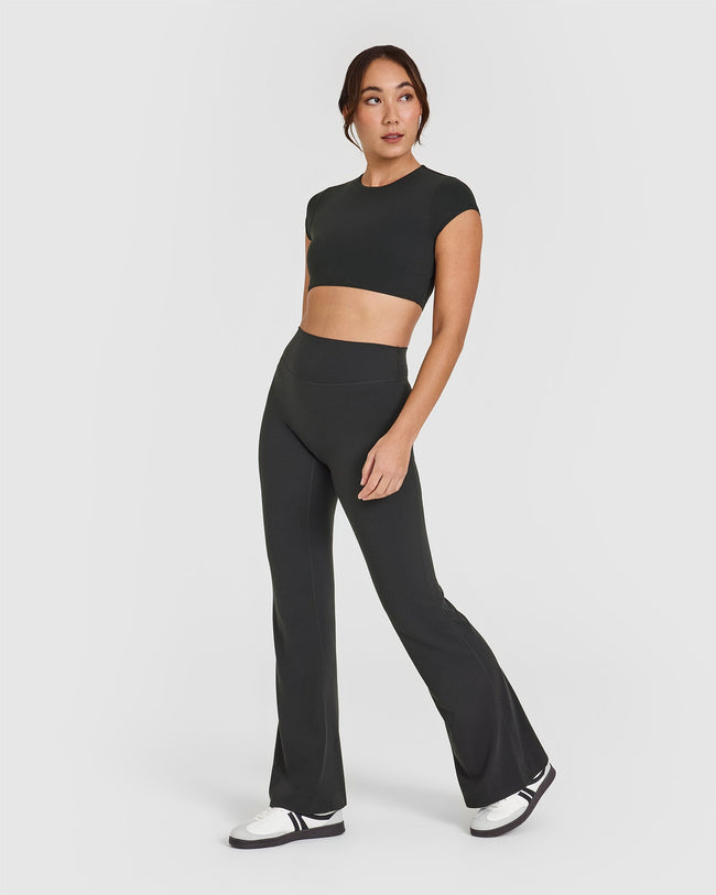 240924_SOFTMOTION_SHORT_SLEEVE_CROP_TOP_SOFTBLACK_PDP_1440x1800_03_650x.jpg