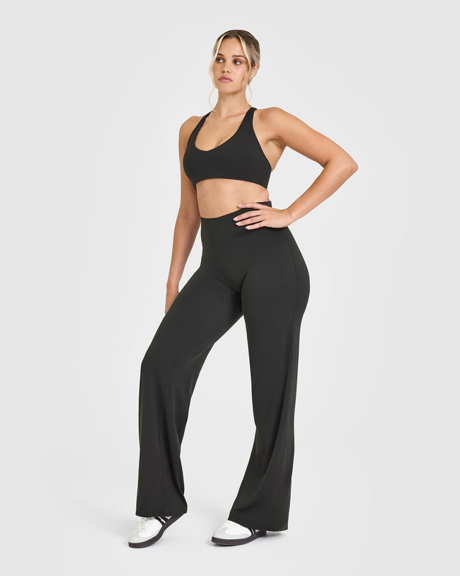 240927_SOFTMOTION_BRALETTE_SOFTBLACK_PDP_1440x1800_03_650x.jpg