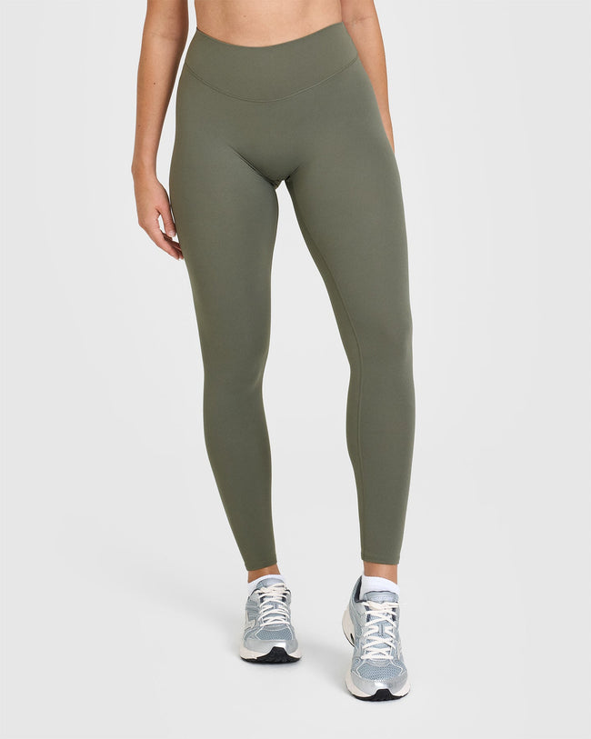 240927_SOFTMOTION_LEGGINGS_ALPINEGREEN_PDP_1440x1800_01_650x.jpg
