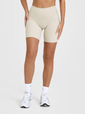 SOFTMOTION CYCLING SHORTS 8" WITH WHITE LOGO