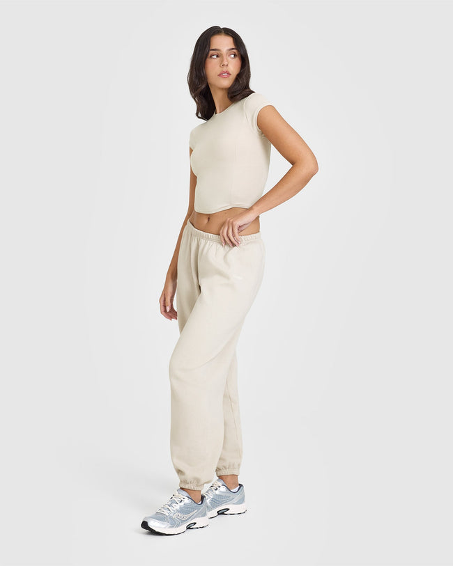 240930_SOFTMOTION_MID-WEIGHT_LOUNGE_JOGGER_SAND_PDP_1440x1800_03_650x.jpg