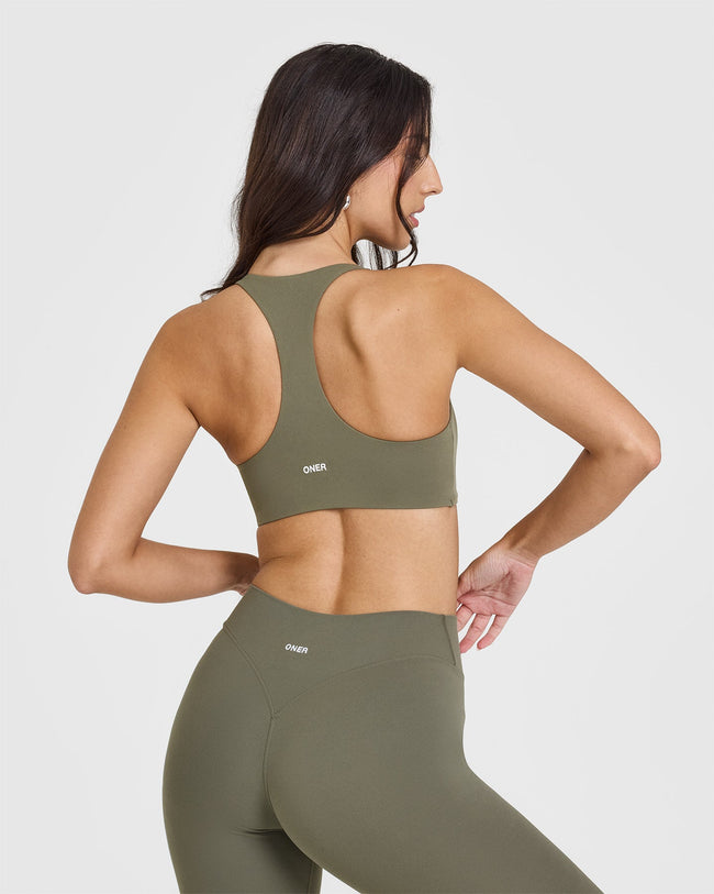 240930_SOFTMOTION_RACER_BACK_SPORTS_BRA_ALPINEGREEN_PDP_1440x1800_02_650x.jpg