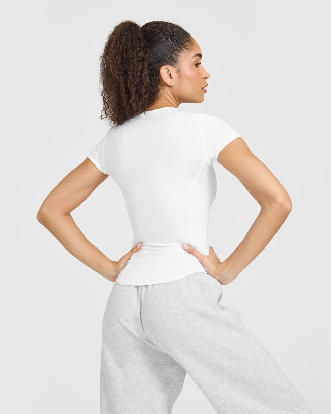 241203_NOOS_MELLOW_SOFT_SHORT_SLEEVE_T-SHIRT_WHITE_PDP_1440x1800_02_650x.jpg