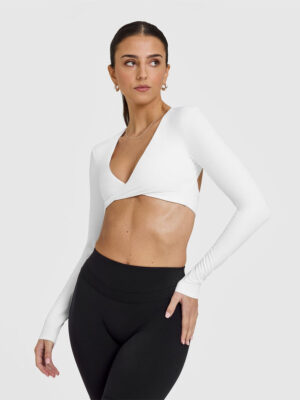UNIFIED TWIST FRONT LONG SLEEVE CROP TOP
