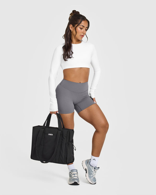 250123_LIFTING_TEAM_SOFTMOTION_LONG_SLEEVE_CROP_TOP_WHITE_PDP_1440x1800_03_650x.jpg