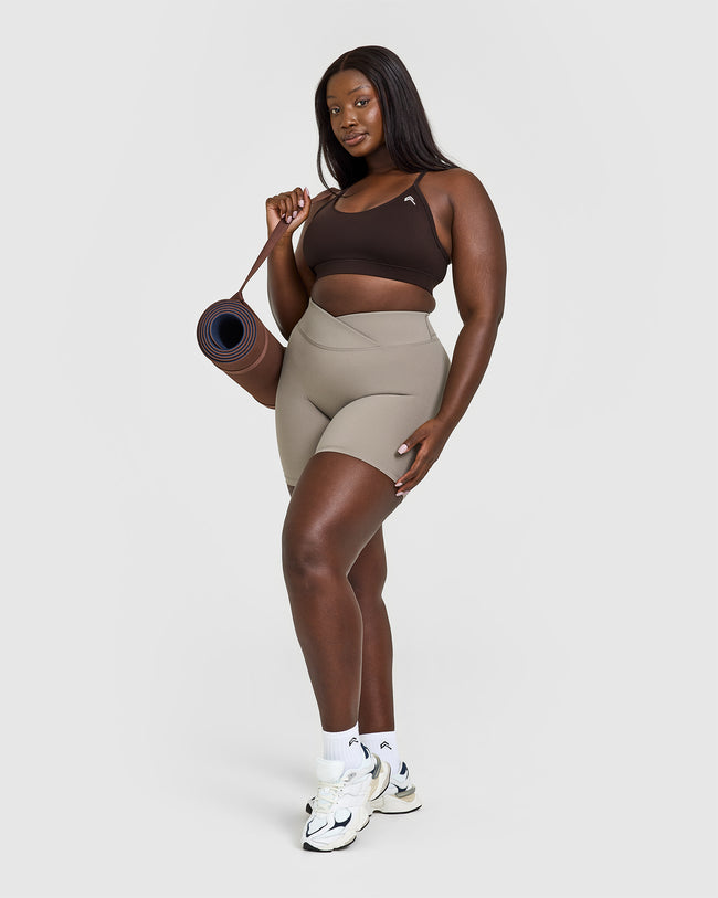 250204_RESHOOT_EVERYDAY_SPORTS_BRA_70COCOA_PDP_1440x1800_03_650x.jpg