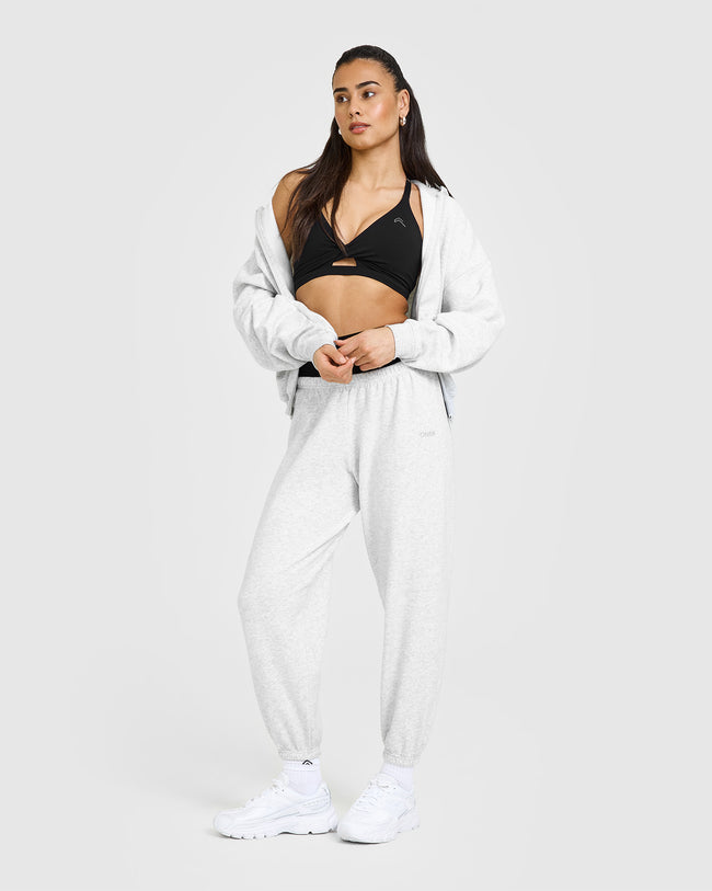 250205_RESHOOT_UNIFIED_TWIST_SPORTS_BRA_BLACK_PDP_1440x1800_03_650x.jpg