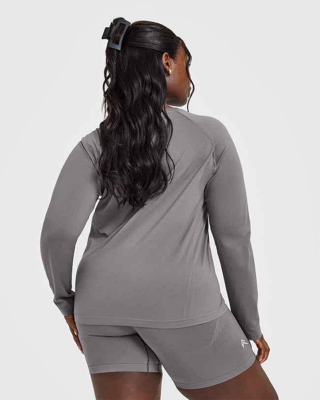 250225_NOOS_GO_TO_SEAMLESS_LOOSE_LONG_SLEEVE_TOP_ASHGREY_PDP_1440x1800_02_650x.jpg