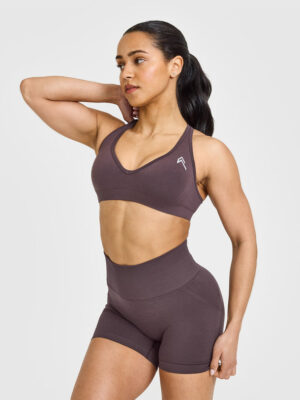 EFFORTLESS SEAMLESS RACER BACK SPORTS BRA WITH WHITE LOGO