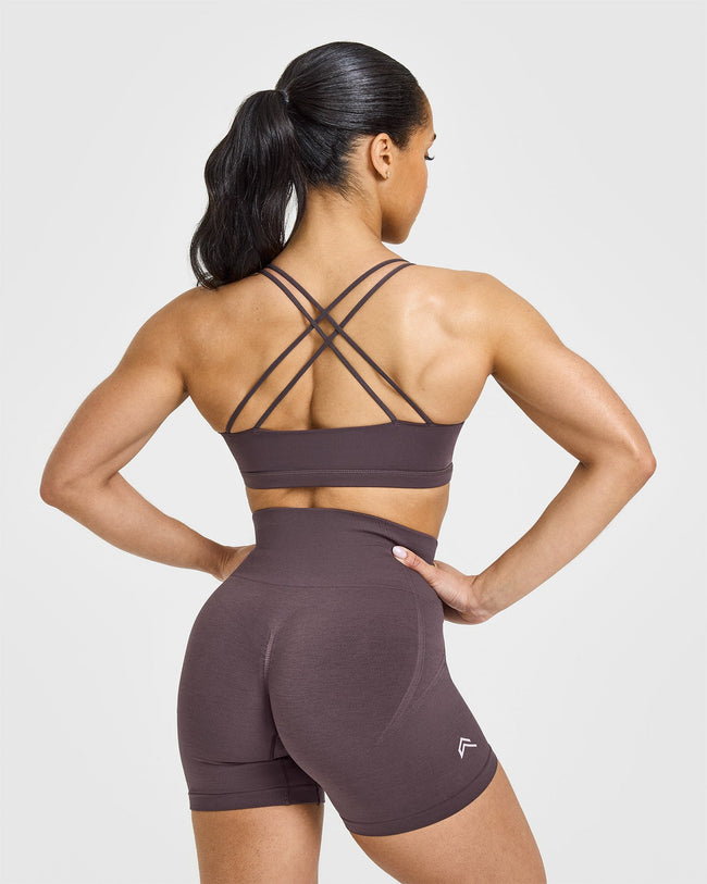 250226_STRONG_IS_A_STATEMENT_EVERYDAY_CROSS_OVER_BRALETTE_UMBERBROWN_PDP_1440x1800_02_650x.jpg
