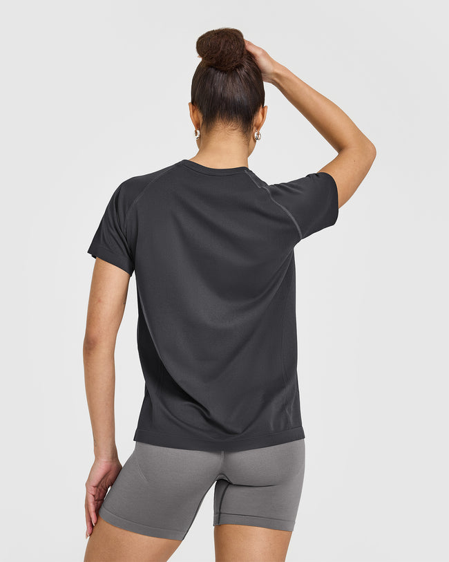 250328_APRILNOOS_GO_TO_SEAMLESS_LOOSE_TOP_COAL_PDP_1440x1800_02_650x.jpg