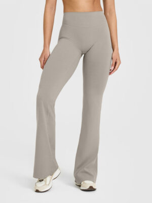 SOFTMOTION FLARED PANTS WITH WHITE LOGO