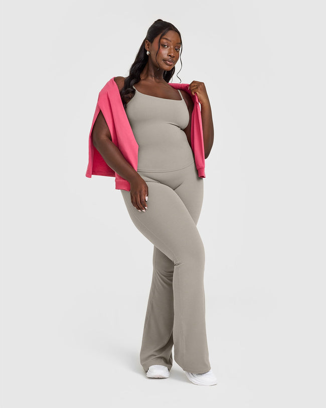 250404_SUMMERSEASONAL_SOFTMOTION_STRAPPY_VEST_WARMSAND_PDP_1440x1800_03_650x.jpg