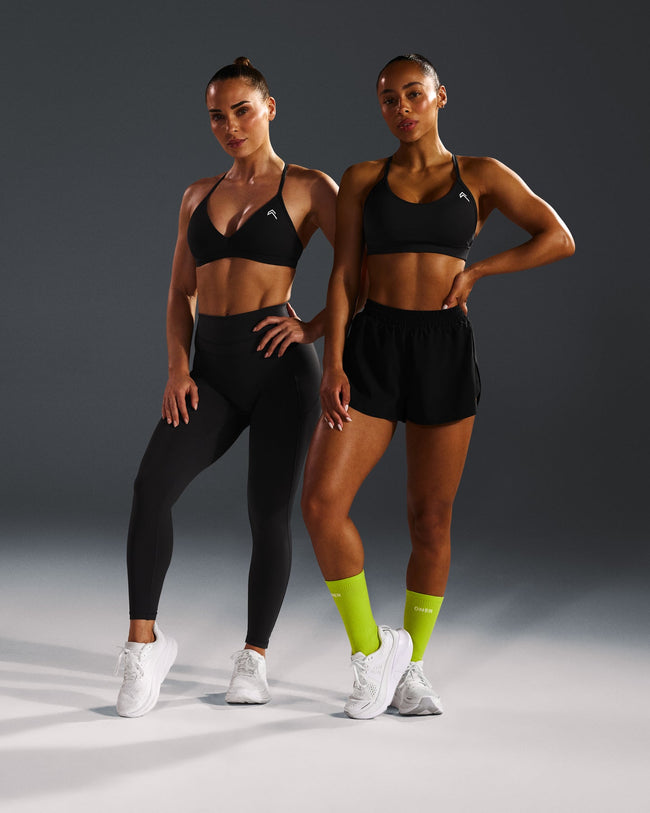 250409_HYBRID_AIRMOVE_SHORTS_BLACK_PDP_1440x1800_04_69e96417-00cf-4ecb-921f-9dc3a9a06fba_650x.jpg