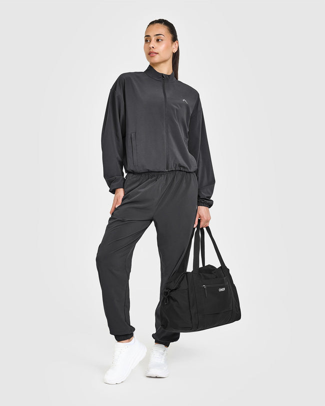 250410_HYBRID_AIRMOVE_JACKET_COAL_PDP_1440x1800_03_650x.jpg