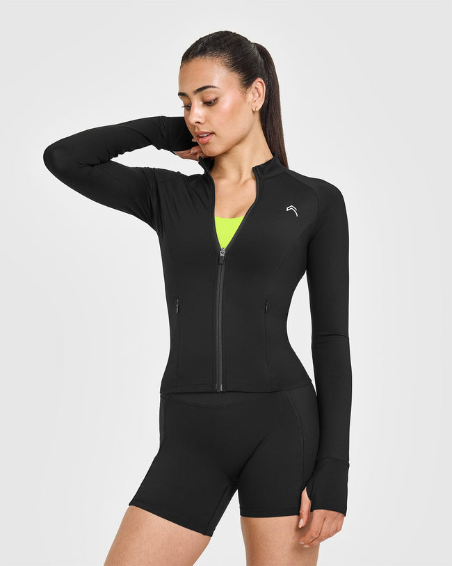 250410_HYBRID_UNIFIED_POCKET_JACKET_BLACK_PDP_1440x1800_01_650x.jpg