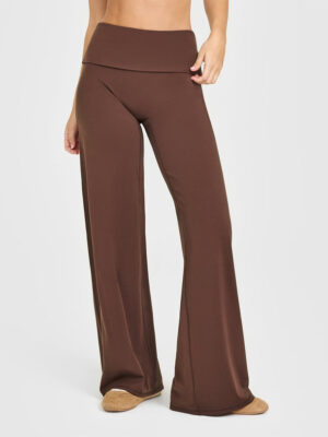 SOFTMOTION FOLD OVER STRAIGHT LEG PANTS WITH WHITE LOGO