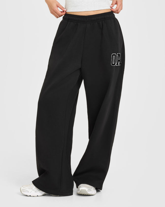 ACCENTUATE_FOUNDATIONS_OVERSIZED_ONER_25_STRAIGHT_LEG_JOGGERS_BLACK_251006_PDP_1440x1800_01_650x.jpg