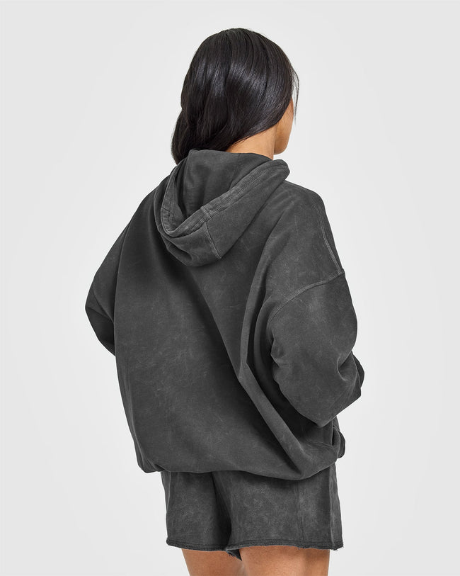 AT_YOUR_PACE_RAW_LOUNGE_OVERSIZED_HOODIE_SOFTBLACK_250618_PDP_1440x1800_02_650x.jpg