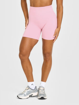 EFFORTLESS SEAMLESS SHORTS WITH WHITE LOGO