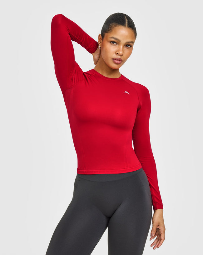 BAU_GO_TO_SEAMLESS_FITTED_LONG_SLEEVE_TOP_FIRERED_250916_PDP_1440x1800_01_650x.jpg