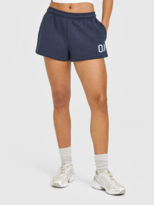 FOUNDATIONS OVERSIZED ONER GIRLFRIEND SHORTS