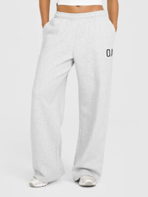 FOUNDATIONS OVERSIZED ONER GIRLFRIEND STRAIGHT LEG JOGGERS
