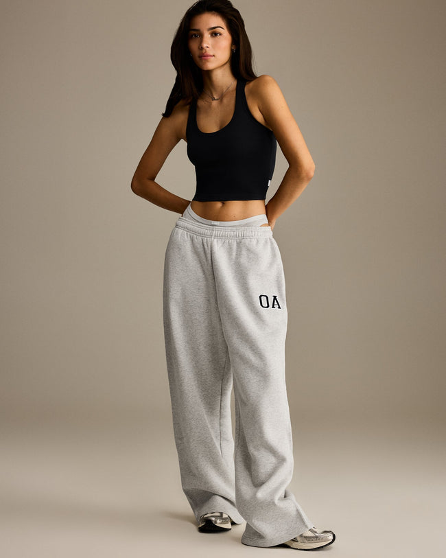 BAU_GRAPHIC_INJECT_FOUNDATIONS_OVERSIZED_GIRLFRIEND_STRAIGHT_LEG_JOGGERS_LIGHTGREYMARL_250917_PDP_1440x1800_02_5b2b6145-0b26-4a30-9607-735f1a8f0989_650x.jpg