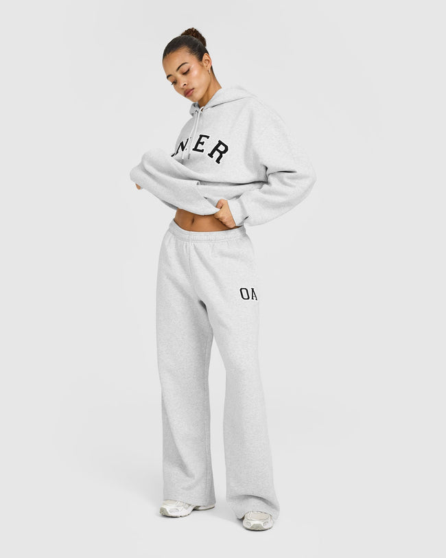BAU_GRAPHIC_INJECT_FOUNDATIONS_OVERSIZED_GIRLFRIEND_STRAIGHT_LEG_JOGGERS_LIGHTGREYMARL_250917_PDP_1440x1800_03_79b4adaa-a142-46fb-bdb6-7c6c81086704_650x.jpg