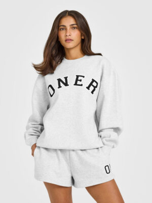 FOUNDATIONS OVERSIZED ONER GIRLFRIEND SWEATSHIRT