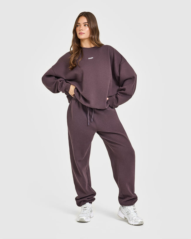 BAU_MID_WEIGHT_RELAXED_JOGGERS_UMBERBROWN_250716_PDP_1440x1800_03_5f635293-210b-4c30-ad98-f19d73c7ab7c_650x.jpg