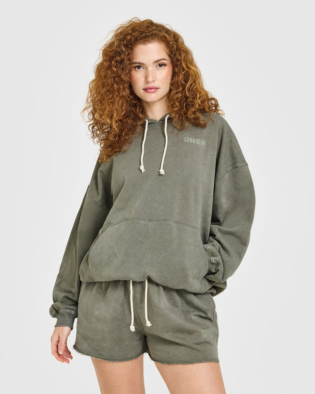 BAU_RAW_LOUNGE_OVERSIZED_HOODIE_WASHEDALPINEGREEN_250715_PDP_1440x1800_01_650x.jpg