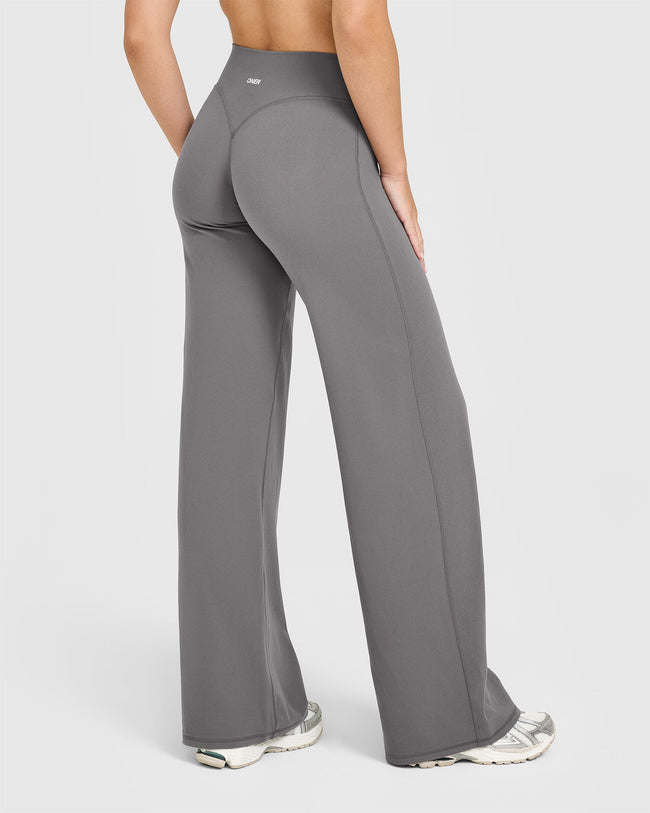BAU_SOFTMOTION_STRAIGHT_LEG_BOTTOMS_ASHGREY_250805_PDP_1440x1800_02_650x.jpg