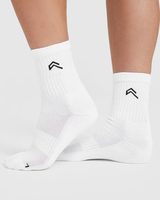 CREW_SOCK_WHITE_02_650x.jpg