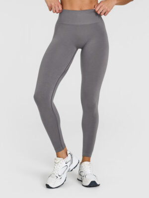 EFFORTLESS SEAMLESS LEGGINGS WITH WHITE LOGO