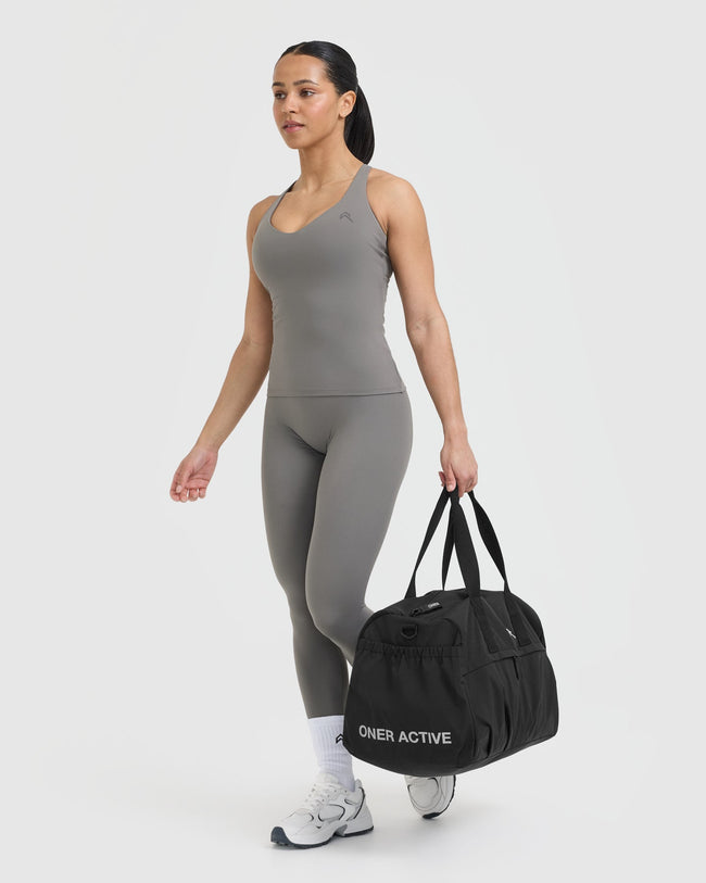 LARGE_GO-TO_GYMBAG_BLACK_02_650x.jpg
