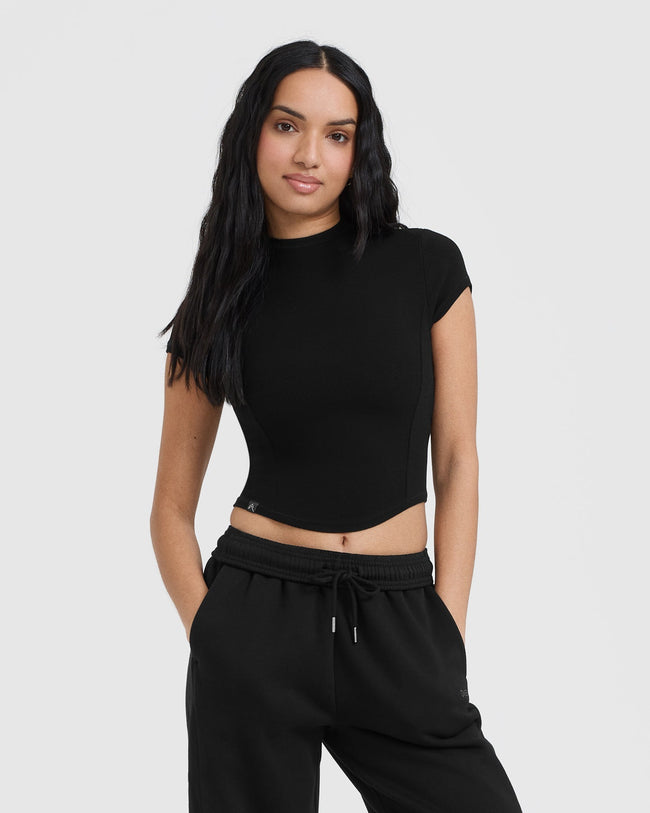 MELLOW_RIB_MOCK_NECK_CROP_T-SHIRT_BLACK_01_650x.jpg