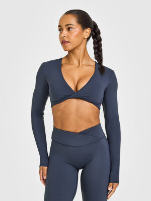 UNIFIED TWIST FRONT LONG SLEEVE CROP TOP