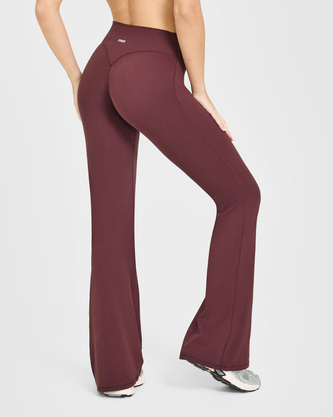 OAXMIA_SOFTMOTION_HIGH_WAISTED_FLARED_BOTTOMS_VELVETMOCHA_251001_PDP_1440x1800_02_650x.jpg