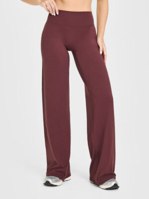 SOFTMOTION STRAIGHT LEG BOTTOMS WITH WHITE LOGO