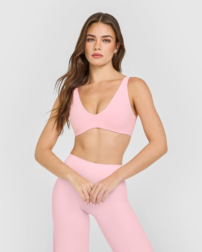 OAXMIA_SOFTMOTION_SCOOP_BACK_SPORTS_BRA_CHERRYBLOSSOMPINK_251001_PDP_1440x1800_01_650x.jpg