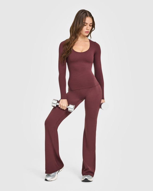 OAXMIA_SOFTMOTION_SCOOP_NECK_LONG_SLEEVE_TOP_BUILT_IN_BRA_SHELF_VELVETMOCHA_251001_PDP_1440x1800_03_650x.jpg
